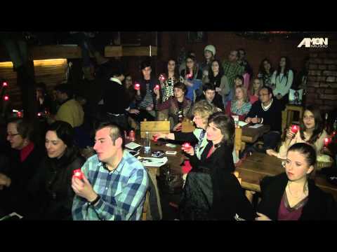 TREI SFERTURI IN CER - MADALINA AMON