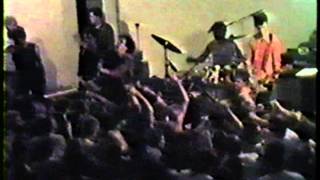 THE DEAD KENNEDYS - NAZI PUNKS FUCK OFF