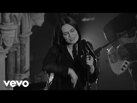 Jessie J - No Secrets (Live from Union Chapel) (Official)