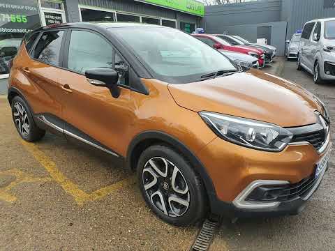 HS68UZD Renault Captur 0.9 Iconic TCE 5d 89 bhp in Orange + Stills 4K