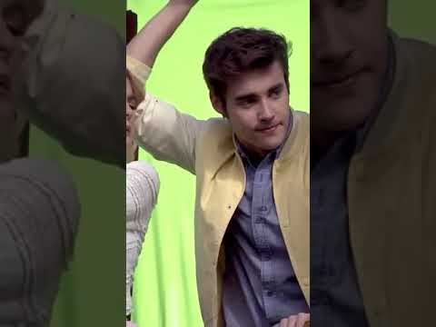 Tini Stoessel y Jorge Blanco ensayando la escena del globo de Violetta