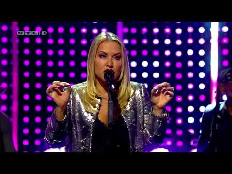 Anastacia - Army Of Me + Interview at Die Ultimative Chart Show (2015)