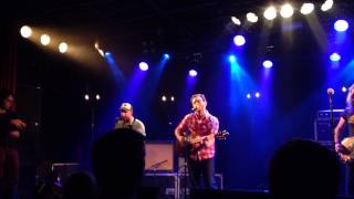 Turin Brakes - Red Moon (live @ W2 Den Bosch / 12 Oct 2014) (clip)