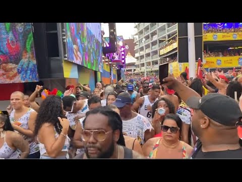 BELL MARQUES  CARNAVAL DE SALVADOR 2025  -  BLOCO VUMBORA SÁBADO