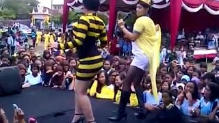 Download lagu Juwita Bahar - Goyang Senggol [HOT MINI DRESSES - LIVE PERFORMANCE] [Sexy From Behind] [HD] mp3