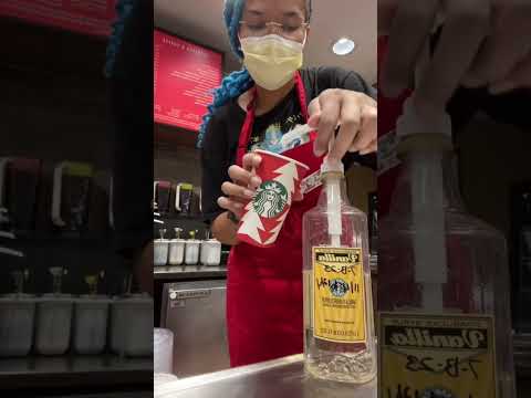 THE BEST HOT CHOCOLATE - Santa Claus Starbucks Hot Chocolate
