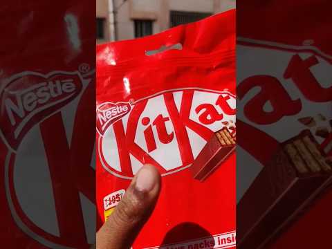 KitKat Family Pack😘👪🤤 #trending #viral #youtubeshorts #chocolate #kitkat #shorts