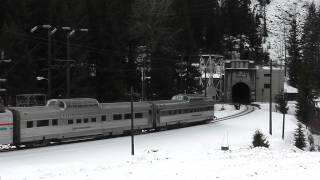 preview picture of video 'Amtrak Snow Train 2013 @ Cascade Tunnel, East Portal'