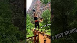 Kid Discovers Calisthenics #fitness #gym #funfacts #amazing #shorts