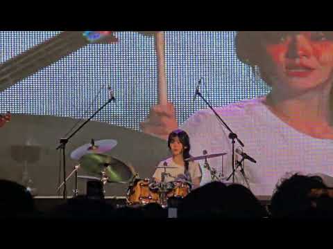 QWER [서울시립대학교 축제] 대관람차 쵸 직캠