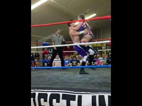 Davienne pounds mac daniels #wrestling #shorts