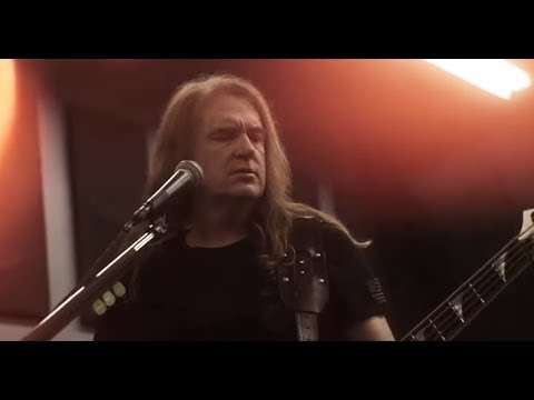 Megadeth post rehearsal clips for tour - AC/DC's Bon Scott mural in Australia unveiled..!