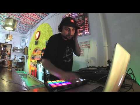 DJ Chmielix - Pitchstop w klubie NRD (video set)