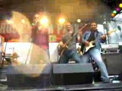 Eric Papilaya in Salzburg Biene Maja