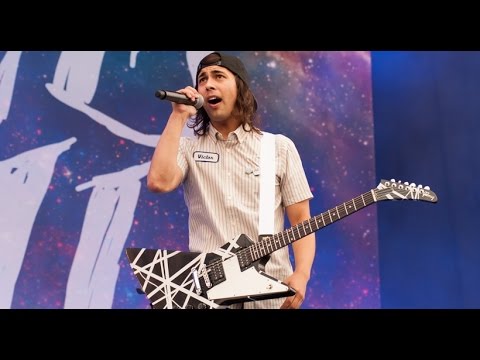 Pierce The Veil - King For A Day Live at Reading 2015