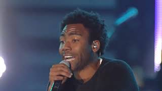 Childish Gambino - Bonfire (Live at the 2014 MTVu Woodie Awards)