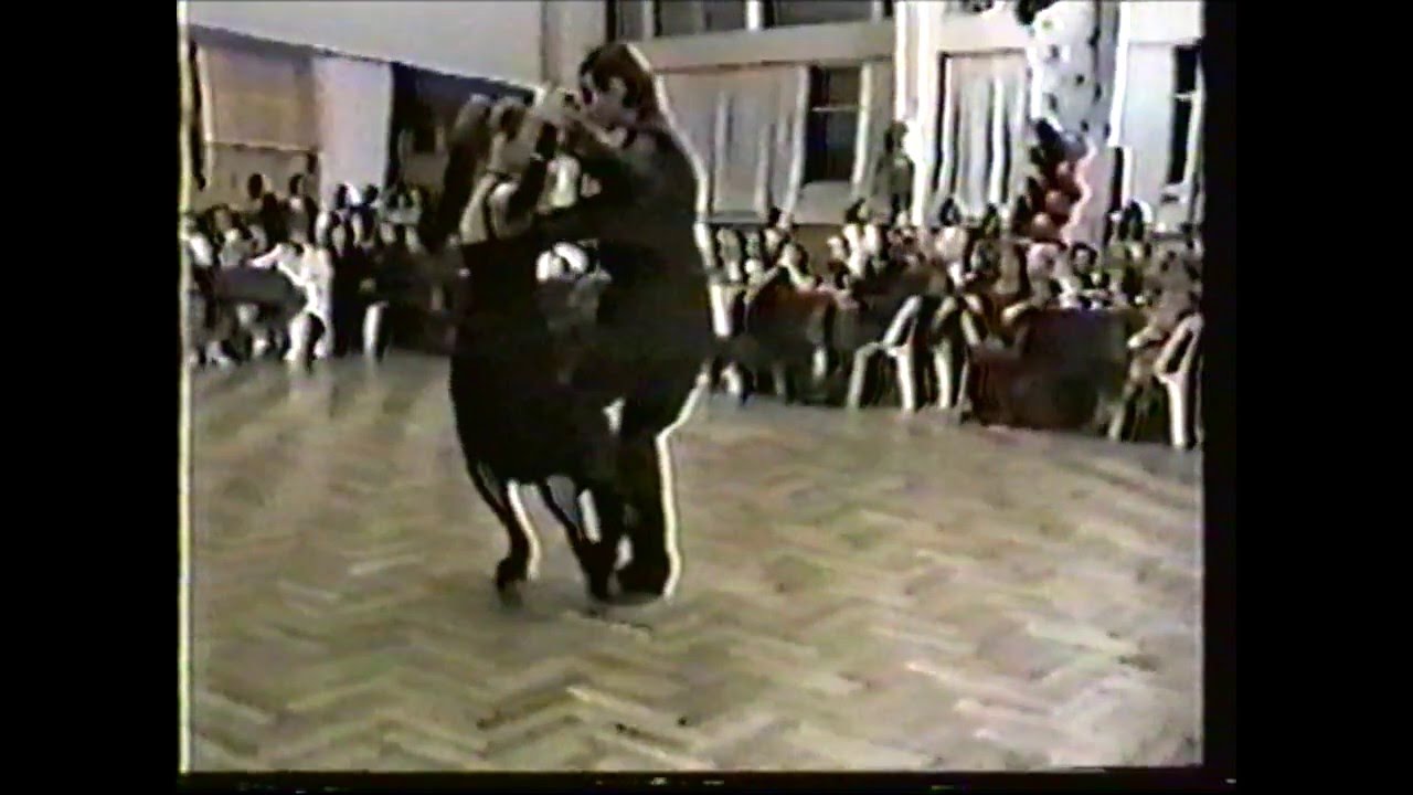 DAMIAN ESELL Y NANCY LOUZAN, LA YUMBA, 1999