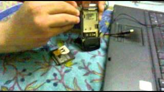 HOW TO DISASSEMBLE A MOTOROLA FLIP PHONE THE EASY WAY