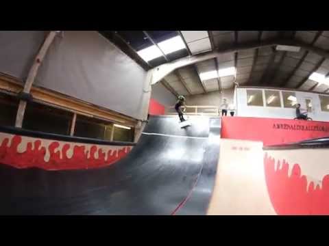 JAMIE HULL - DOUBLE BACKFLIP & DOUBLE BACKFLIP NO HANDER