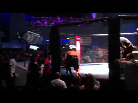 Dan White Vs Domanic Camacho debut cage fight FURY July 17th 2011
