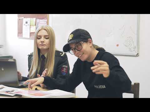 Kradutie triednej knihy Hotelovka 5H 2019 Vypočúvanie... by LKstudio