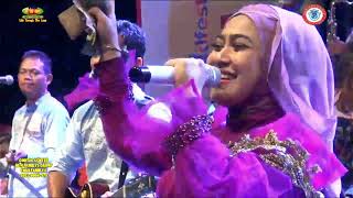 Download lagu Ada Dia Voc By Selvy Anggreani/Familys Group mp3