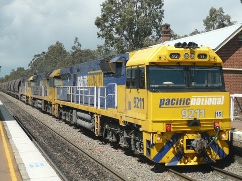 Pacific National Coal Trains At Branxton, NSW