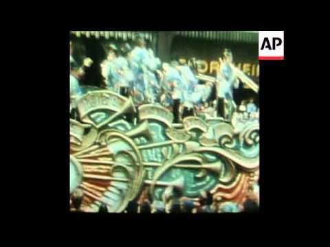 SYND 3 3 76 MARDI GRAS