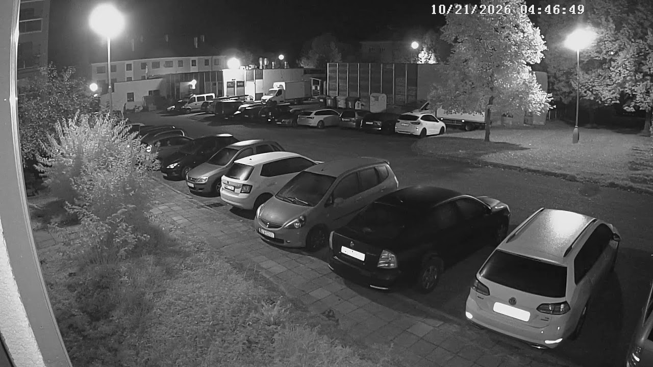 Live webcam view of Lomnice nad Popelkou Parking View