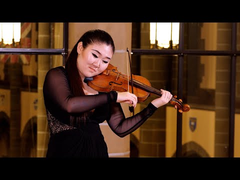 Nicola Matteis Jr: Fantasia in A Minor; Chloe Kim, baroque violin. Voices of Music 4K UHD video