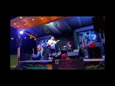 Covering Metallica and Nirvana! “Enter Sandman” into “Smells Like Teen Spirit”