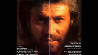 Download lagu Barry Gibb (BeeGees) - How Can You Mend A Broken Heart 1971 mp3