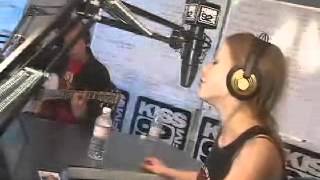 Avril Lavigne - Mobile (Kiss 92 FM)