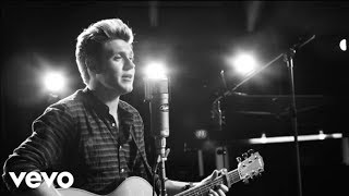 Musik-Video-Miniaturansicht zu This Town Songtext von Niall Horan