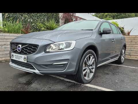 Volvo V60 2.0 D4 AUTO / CLASSIC SPEC / LOW MILEAGE - Image 2