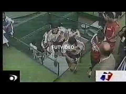 29-5-2001 (C.Lib.) Cruz Azul (Mexico):3 vs River Plate:0 (1° Parte)