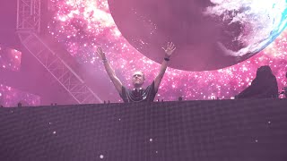 Armin van Buuren plays &quot;ID - Song In My Heart&quot; | live at Ultra Music Festival 2025