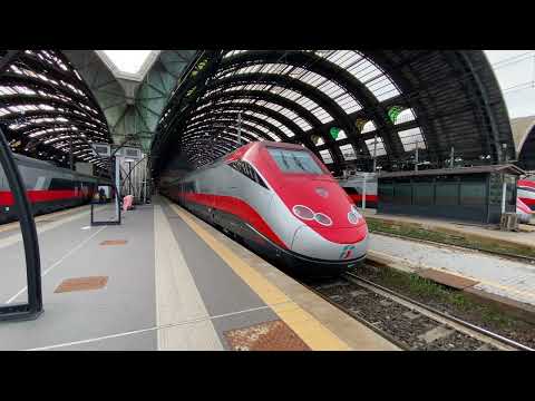 Partenze e arrivi di Frecciarossa (e un InterCity) a Milano Centrale