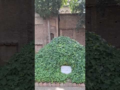 Tomba di Dante Alighieri a Ravenna