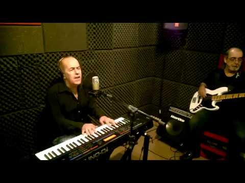 HELIO SANTISTEBAN - ALONE