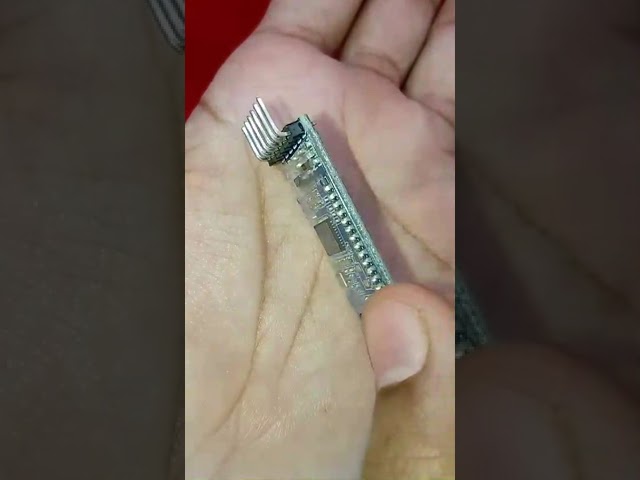 Vídeo relacionado con DollaTek AT-09 Bluetooth 4.0 BLE Módulo Puerto Serie CC2541 Compatible con HM-10