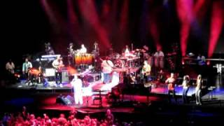 Stevie Wonder - Uptight (Everything&#39;s Alright) - Live at The O2 Dublin - June 2010
