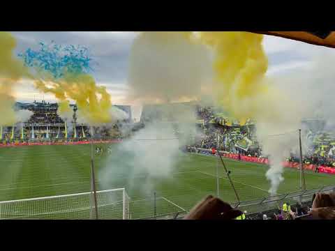 "Recibimiento Rosario Central vs. Godoy Cruz (Vuelta de Di María) - 12.07.2025" Barra: Los Guerreros &bull; Club: Rosario Central
