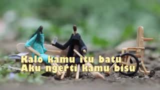 Download lagu Kalau kamu itu batu, aku ngerti kamu bisu mp3 Download lagu Kalau kamu itu batu, aku ngerti kamu bisu mp3