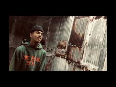 Kukid - A Horas (Video Oficial)