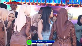 Download lagu ICA ALMACITRA PERMANA NADA MONEY VAULT LIVE AT GUMULUNG LEBAK CIREBON mp3
