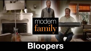 These Modern Family Bloopers Will Have You Crying MQDEFAULT Thumbnail