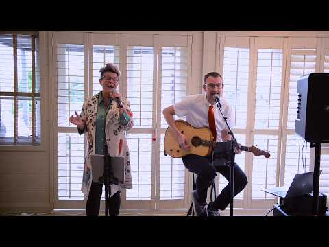 Acoustic Avenue video.