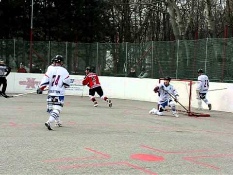 LG TPS Bratislava - ŠKB Izoglobal Kappa Martin  2.gól Kanich (LG) 2 : 0