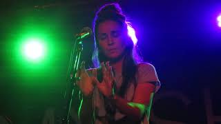Amy Shark - &quot;Middle of the Night&quot; (Live in Boston)